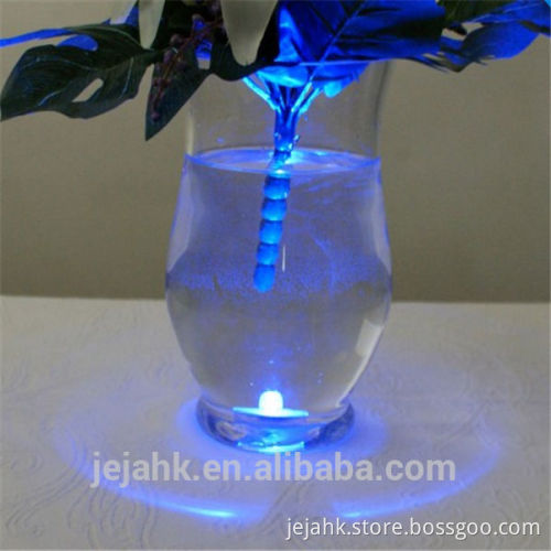 Submersible led tea light submerge in water for wedding decoration